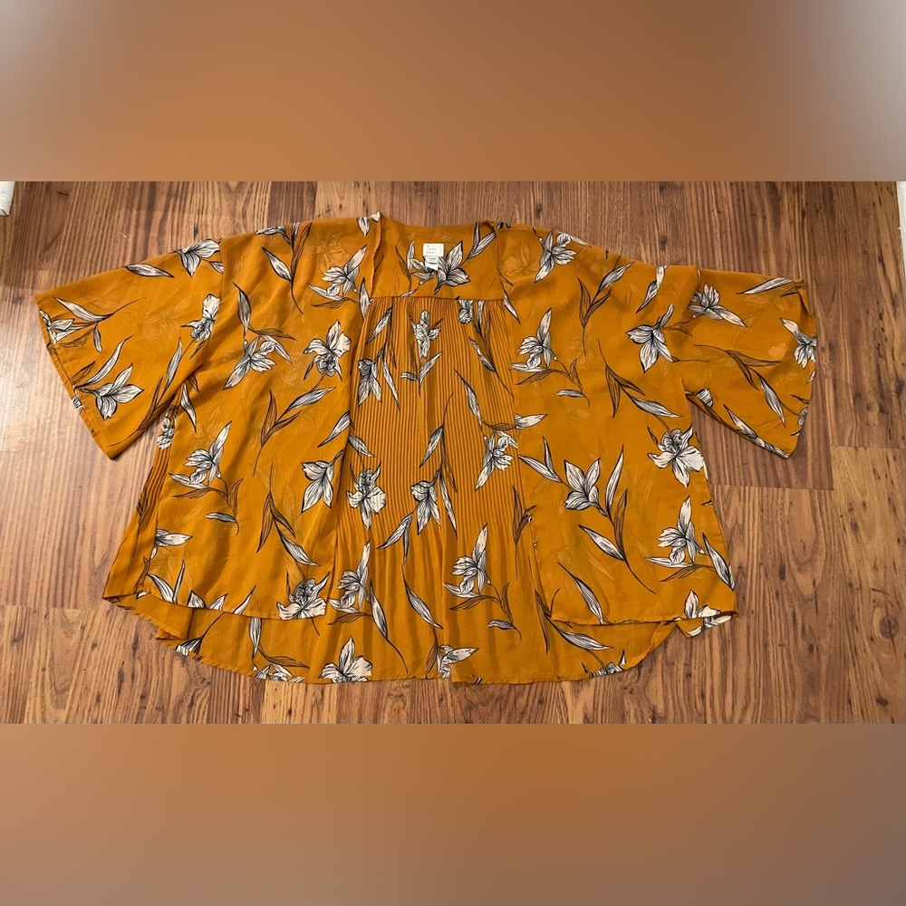 Women's Lightweight Mustard Floral Pleated Blouse Cardigan